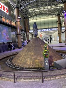 「行基さん」待ち合わせ場所