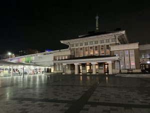 夜のJR奈良駅