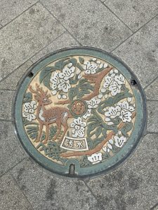 しかマンホール
