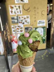 恒例のランチアイス。