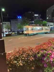 夜の路面電車