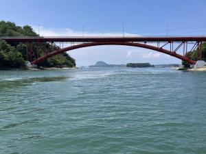 次に、赤い松島橋（5号橋）